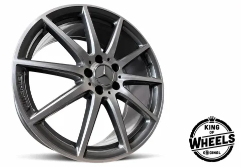 Background image for ORIGINAL MERCEDES BENZ 19 ZOLL C-KLASSE W206 C63 AMG S E-PERFORMANCE FELGEN BICOLOR TITANGRAU GLANZGEDREHT A2064016900 A2064012800